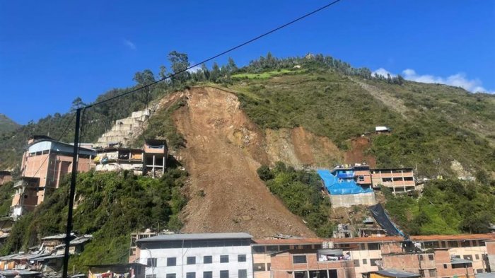 [VIDEO] Alud en el norte de Perú deja al menos siete desaparecidos y 60 casas sepultadas