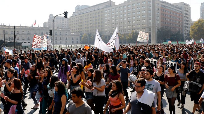 Piden aumento de la BAES: Confech convoca primera movilización universitaria durante gobierno de Boric