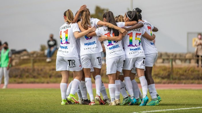 Histórico: Despachan a ley proyecto que profesionaliza el fútbol femenino mediante contratos de trabajo
