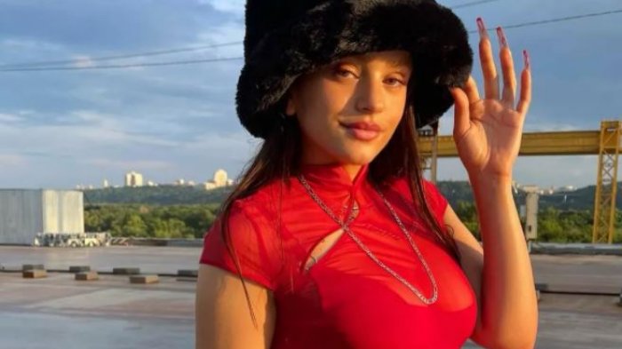 Rosalía a sus haters: “Se tendrán que acostumbrar a que las mujeres hagan canciones de lo que les apetezca”