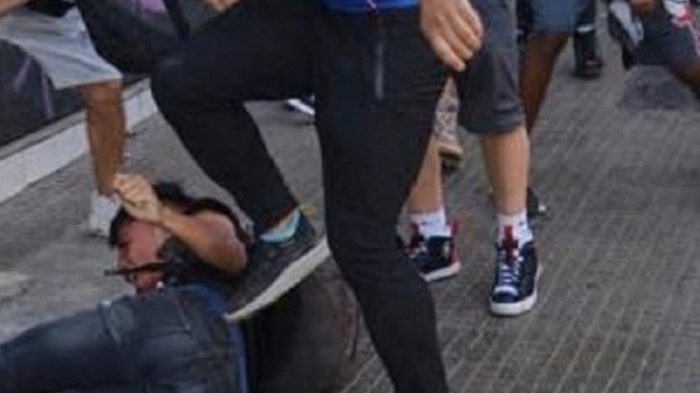 Estudiante fue brutalmente agredido por ambulantes en Estación Central: 