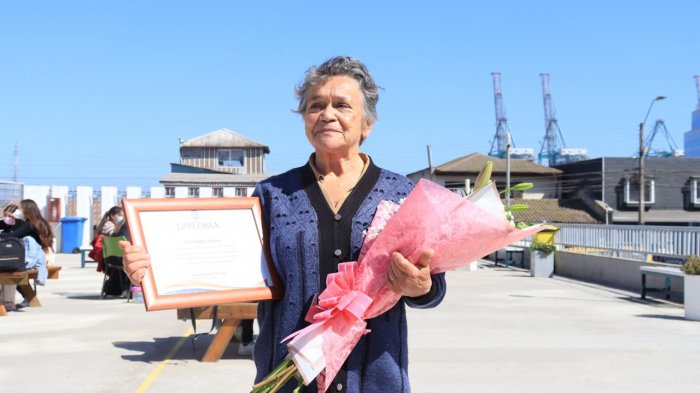 Abuela de 81 años comenzará sus estudios superiores en El Tabo: 