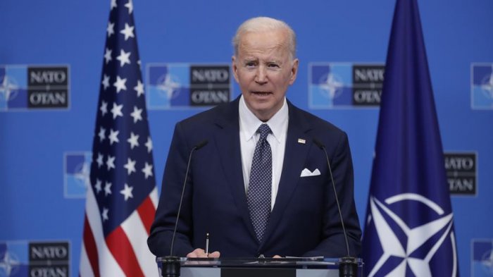 Biden se reunió en Polonia con ministros ucranianos y programó discurso desde el Palacio Real de Varsovia
