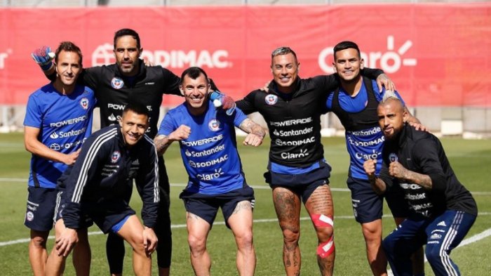 Jornada decisiva para La Roja: El milagro de San Carlos de Apoquindo o aplaudir el fin de la generación dorada