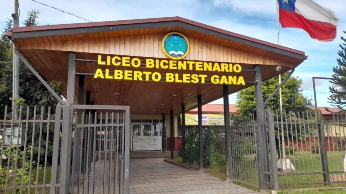 Estudiante de 13 años habría abusado sexualmente de compañeras de curso en liceo de Los Lagos