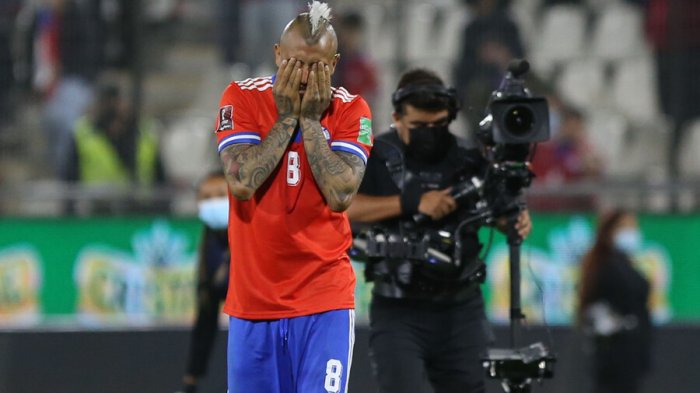 Apuntaron a Vidal: Prensa argentina se burla de La Roja tras quedar fuera del Mundial