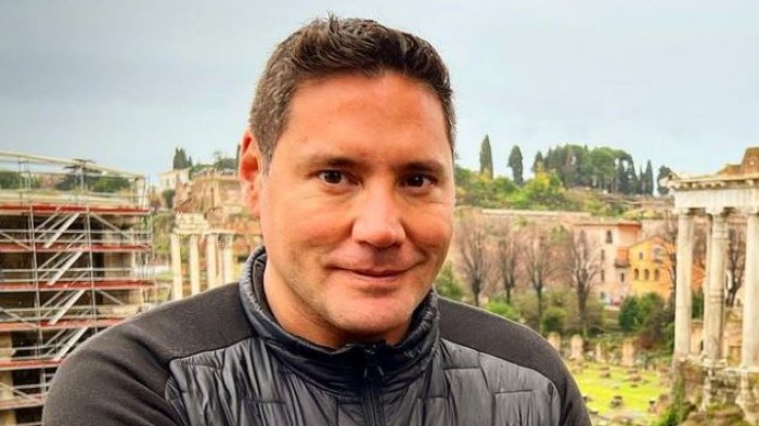 Pancho Saavedra y sus primeros días como padre de una niña: “Uno empieza a desarrollar un lado más feminista de la vida”