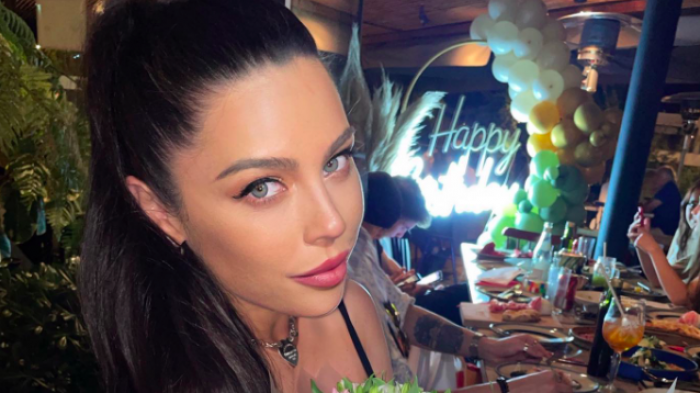 Daniela Aránguiz impactó con foto del recuerdo a los 17 años: 