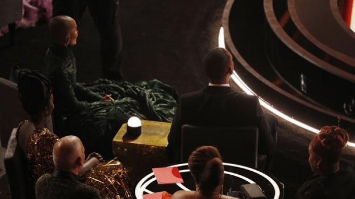 ¿Se estaba riendo? Nuevo video revela reacción de Jada Pinkett tras golpe de Will Smith a Chris Rock