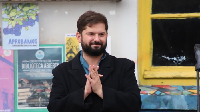 Peluquero argentino detalla encuentro con pdte. Boric: 