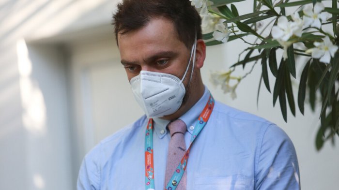 Dr. Bernucci cuestiona modificaciones en el Paso a Paso del Minsal: “Se perdió una oportunidad”