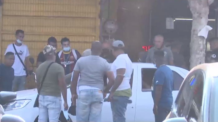 La ruta del celular robado: Así operaba la mafia dedicada al hurto de teléfonos en el Persa Bio Bío