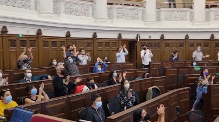 Fin a la polémica: La celebración de la Convención tras aprobar los emblemas nacionales