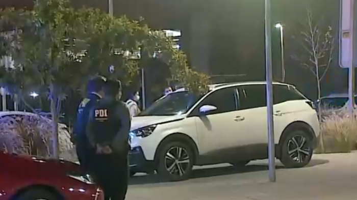 Hirió a tres asaltantes: Funcionario de la PDI logró repeler a disparos el robo de su vehículo en La Florida