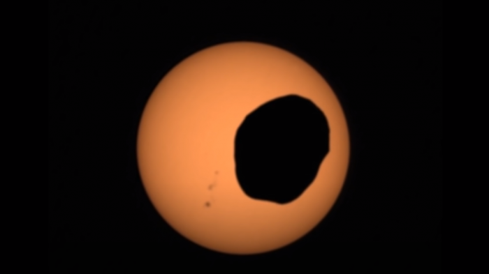 El video del impresionante eclipse solar que registró la NASA en Marte