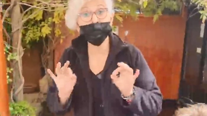 Teresita Reyes compartió video trabajando de mesera: 