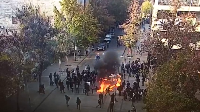 Manifestante resultó con quemaduras durante incidentes en las afueras del Instituto Nacional
