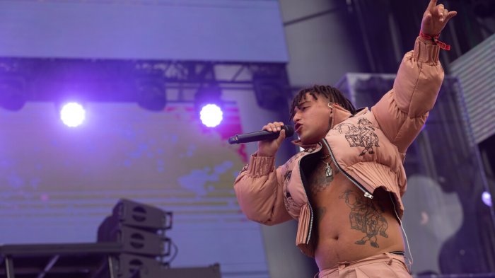 Pablo Chill-E anunció gira internacional tras un año sin poder salir del país por arraigo nacional