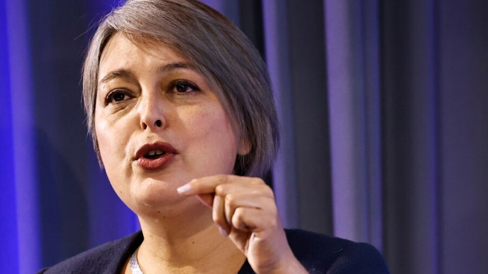 Ministra Jara destaca aumento del salario mínimo: “Es el reajuste más alto que se ha hecho en 30 años”