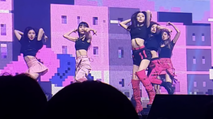 Yuna de ITZY responde a comentarios por su 