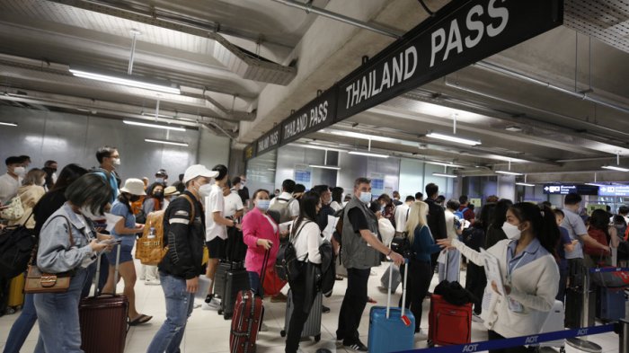 Tailandia y Birmania eliminan la cuarentena a personas vacunadas que entren a ambos países