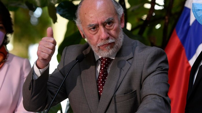 Andrea Larraín, esposa de Iván Flores, reveló cómo se enteró del accidente del senador: “Quedé en shock”