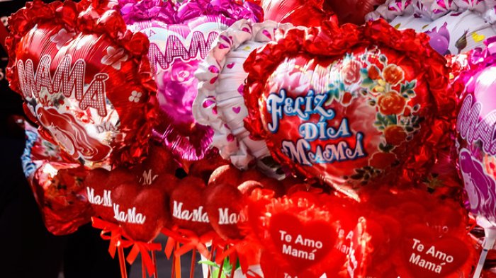 Mujer antes que madre: ¿Cómo elegir un regalo que rompa el estereotipo para celebrar este día ?