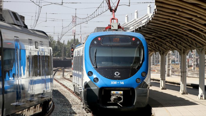 Metrotren Rancagua-Santiago está suspendido en ambas direcciones: Cables cayeron sobre la red ferroviaria