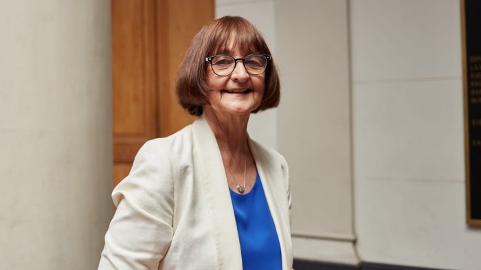 Histórico: Rosa Devés se convertirá en la primera rectora de la Universidad de Chile tras 180 años