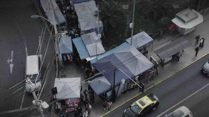 El miedo a las mafias de los toldos azules