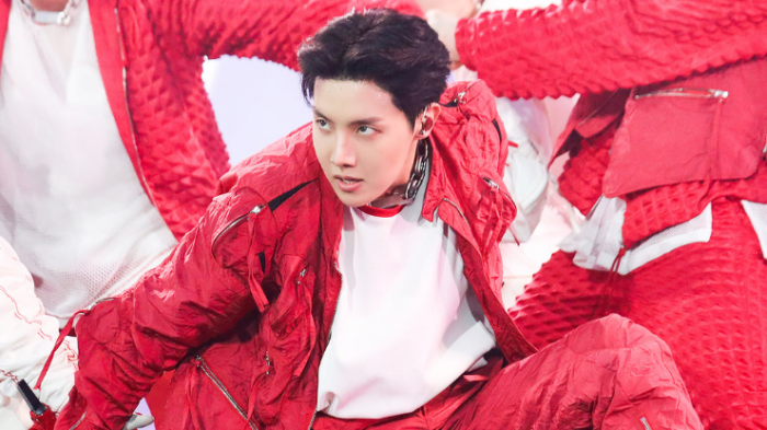 J-Hope de BTS hace historia al encabezar el Lollapalooza 2022: 