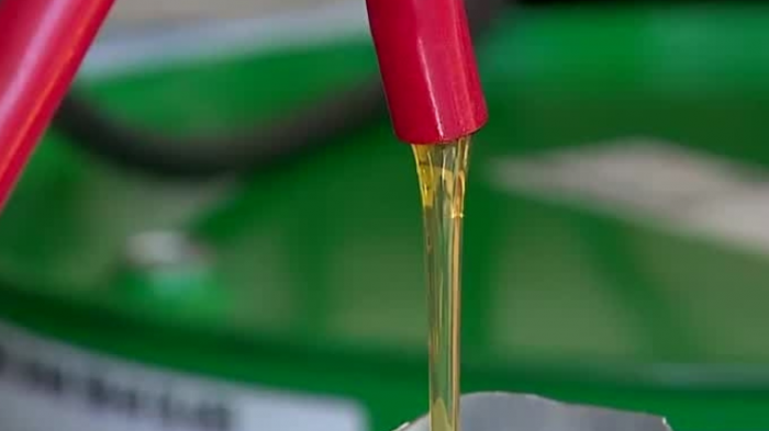 Banda vendía aceite reutilizado para autos: Consecuencias de su uso son irreversibles