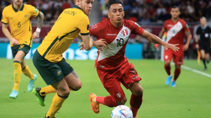 Perú queda fuera del mundial tras heroica actuación de arquero australiano en los penales