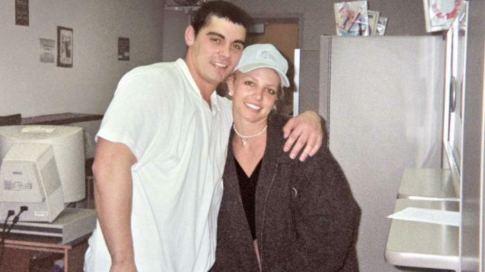 Britney Spears consiguió orden de alejamiento contra ex esposo que quiso irrumpir en su matrimonio