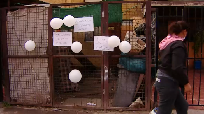 Maltrato infantil: Prisión preventiva para madre y padrastro de niño de 3 años muerto en Padre Hurtado