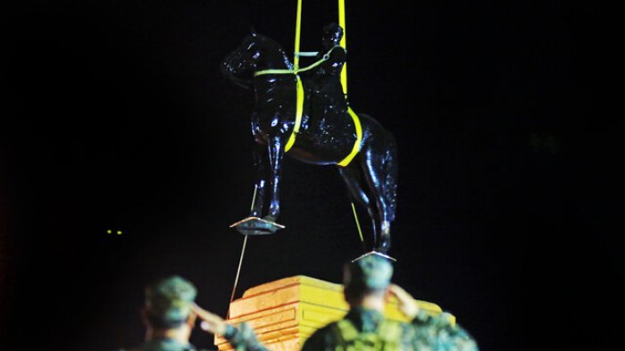 Tras ser vandalizada y restaurada: Estatua de Baquedano será trasladada al Museo Histórico Militar