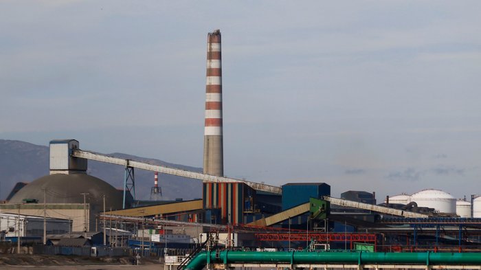 Codelco aprueba avanzar al cierre de fundición Ventanas: Trabajadores anuncian paro nacional