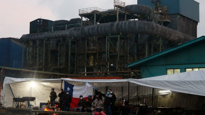 Los millonarios costos que significaría una paralización total de trabajadores de Codelco