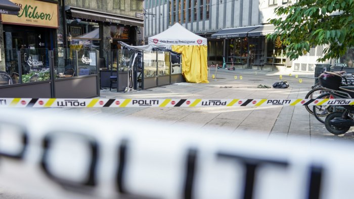 Investigan como ataque terrorista el tiroteo que dejó dos muertos y 21 heridos en bar gay en Oslo