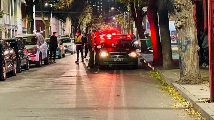 Recibió un disparo en la cabeza: Reportan un fallecido por herida a bala en el centro de Santiago