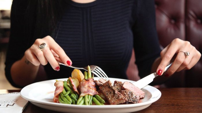 Un nuevo caso: Restaurante expuso a influencer que le pidió un canje para comer gratis con un acompañante