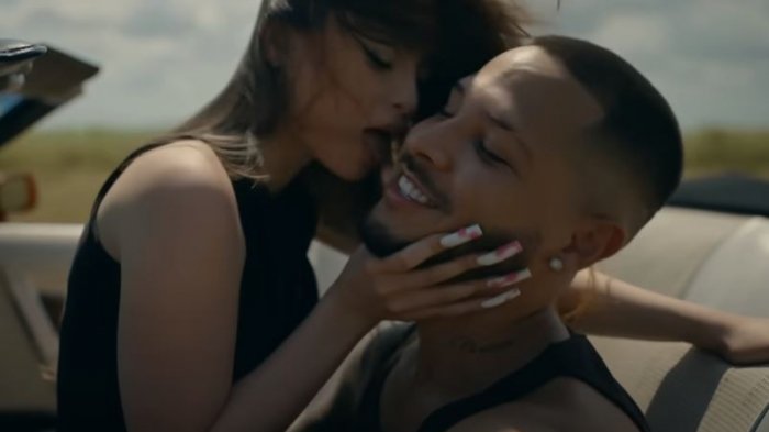 ¿Terminó con Paloma Mami? El apasionado video de Roa con la hermana de la cantante