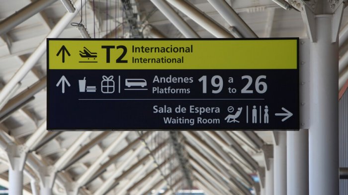 Millonario robo en el Aeropuerto de Santiago: Delincuentes se llevaron $20 millones desde una casa de cambio