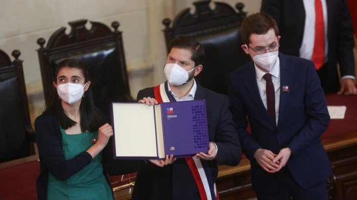 Pdte. Boric llamó a debatir sobre 