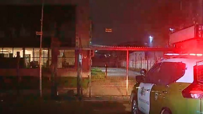 Cuatro detenidos tras frustrado robo en Quilicura: Sujetos saltaron muro de 8 metros para huir