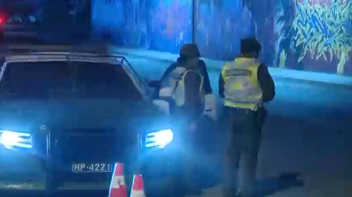 Asesinan a conductor de aplicación para robar su auto: Fue apuñalado y lanzado a la calle