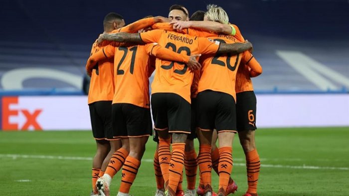 Con refugios cerca de los estadios: Liga de fútbol ucraniana retornará en medio de constantes ataques rusos