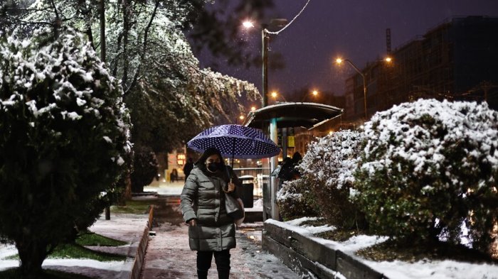 Cayó menos de 1 mm: ¿Qué pasó con la lluvia y nieve en la RM durante la madrugada del viernes?