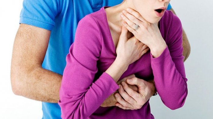 Maniobra de Heimlich: El paso a paso para aplicar la técnica de primeros auxilios que salva vidas