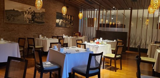 Restaurante chileno es distinguido como uno de los 50 mejores del mundo, según importante listado